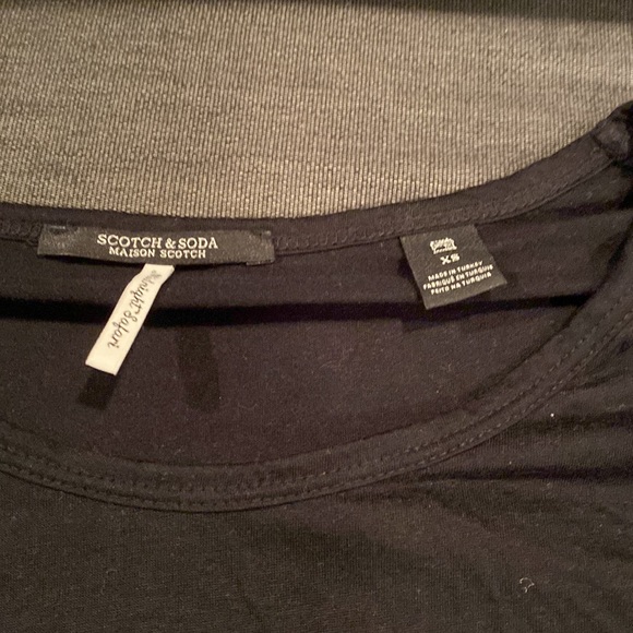 Scotch and soda black tee - Picture 2 of 2